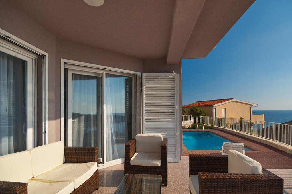 Apartmani Gavran Севид Экстерьер фото