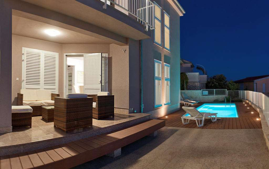 Apartmani Gavran Севид Экстерьер фото
